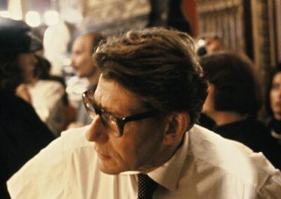 Yves Saint Laurent en coulisses